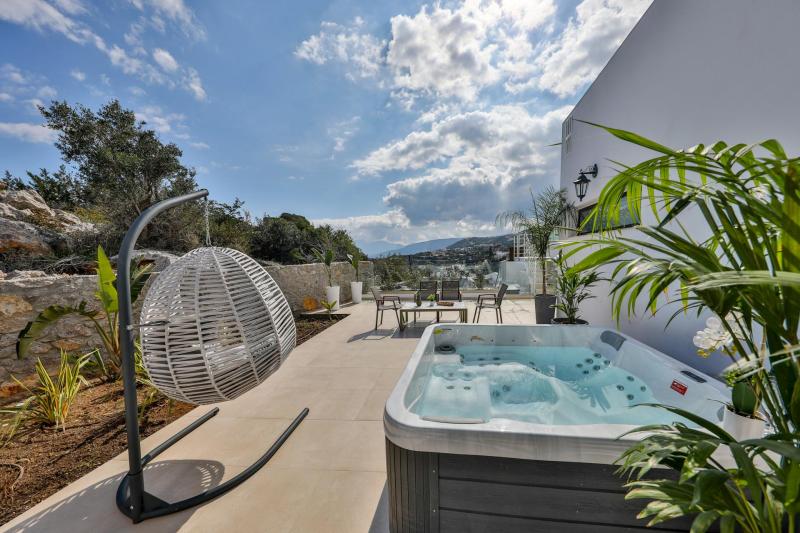 Penthouse Jacuzzi Sea View